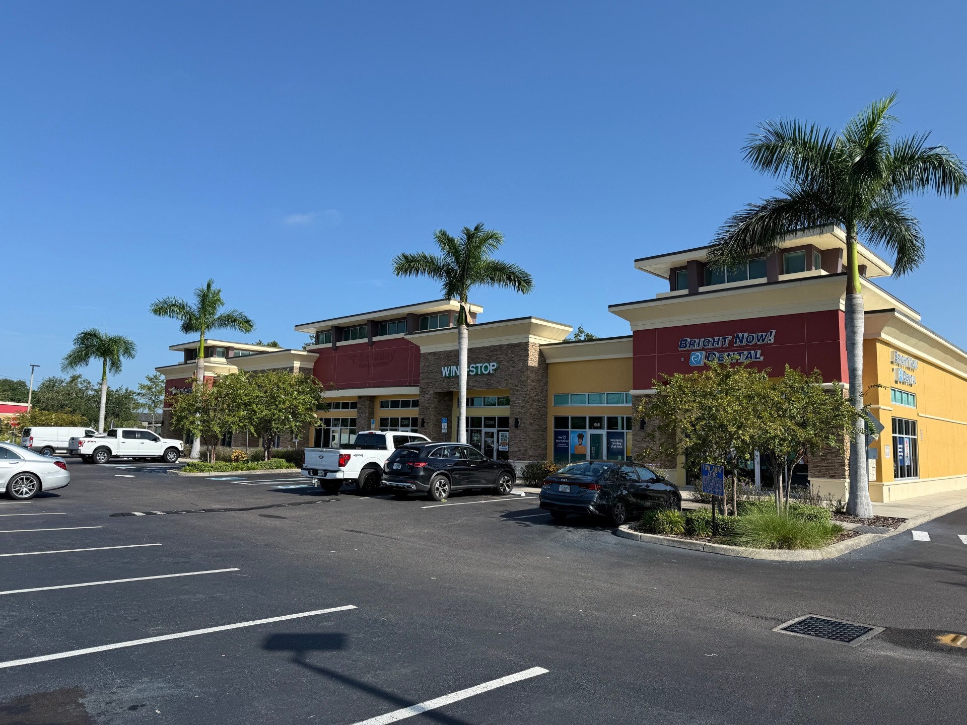 2080-2094 Gulf To Bay Blvd, Clearwater, FL for lease Building Photo- Image 1 of 5
