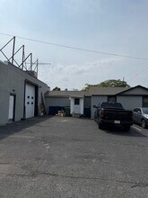 506 Atkins Ave, Neptune, NJ for lease Interior Photo- Image 2 of 6