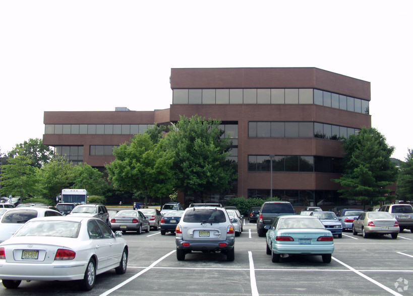 601 Route 73 N, Marlton, NJ for lease - Building Photo - Image 2 of 9