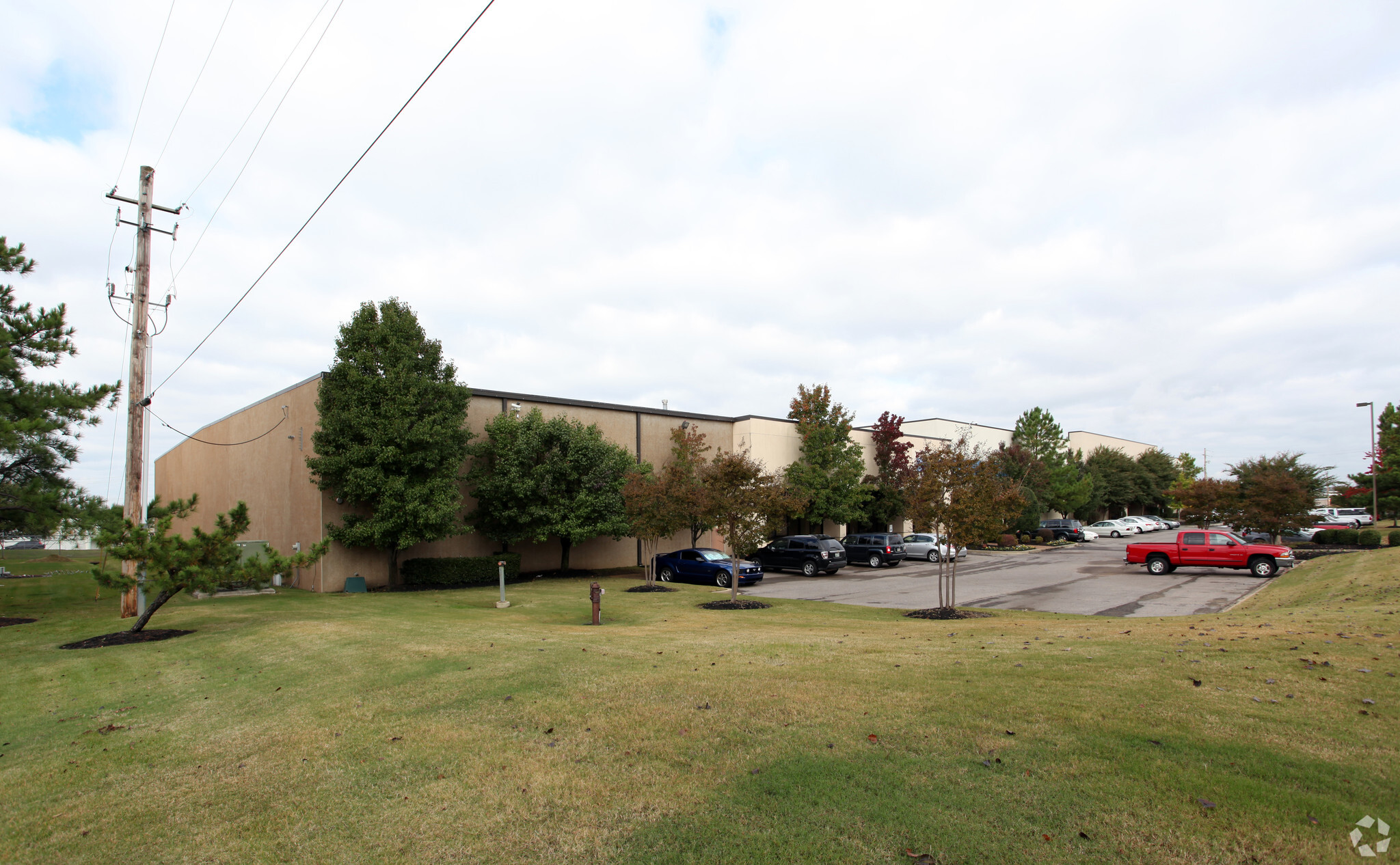 5145-5185 Hickory Hill Rd, Memphis, TN for lease Primary Photo- Image 1 of 8