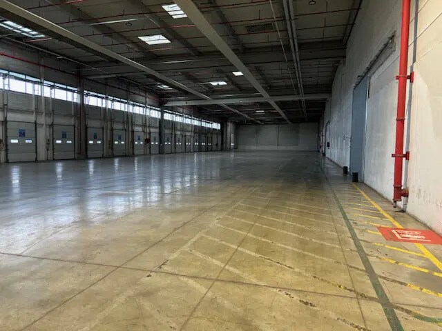 Industrial in Combs-la-Ville for lease - Building Photo - Image 3 of 20