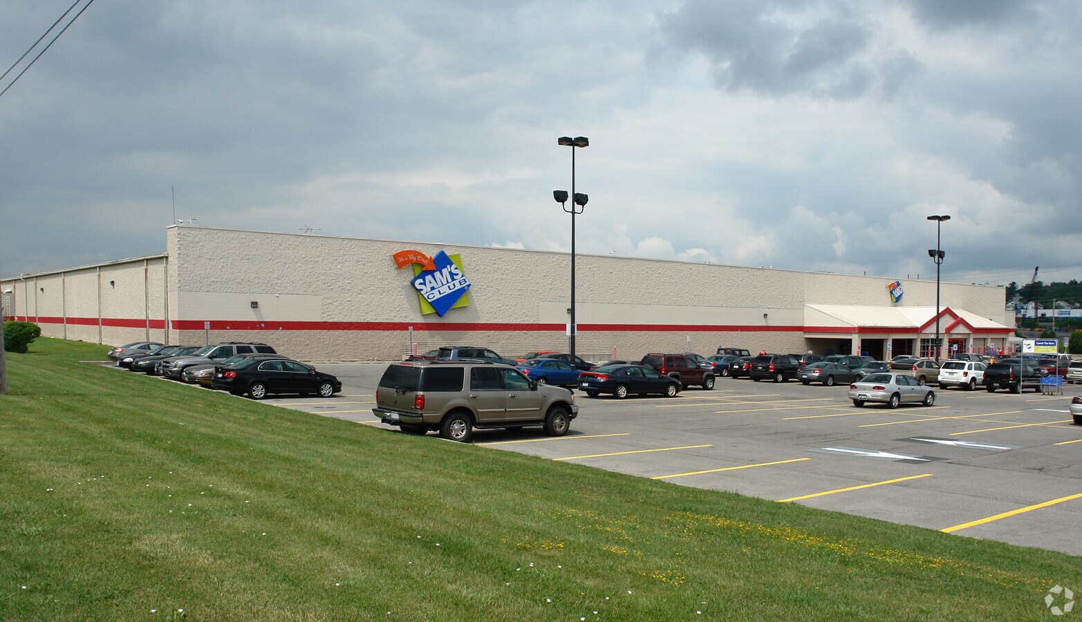 2649 Erie Blvd E, Syracuse, NY 13224