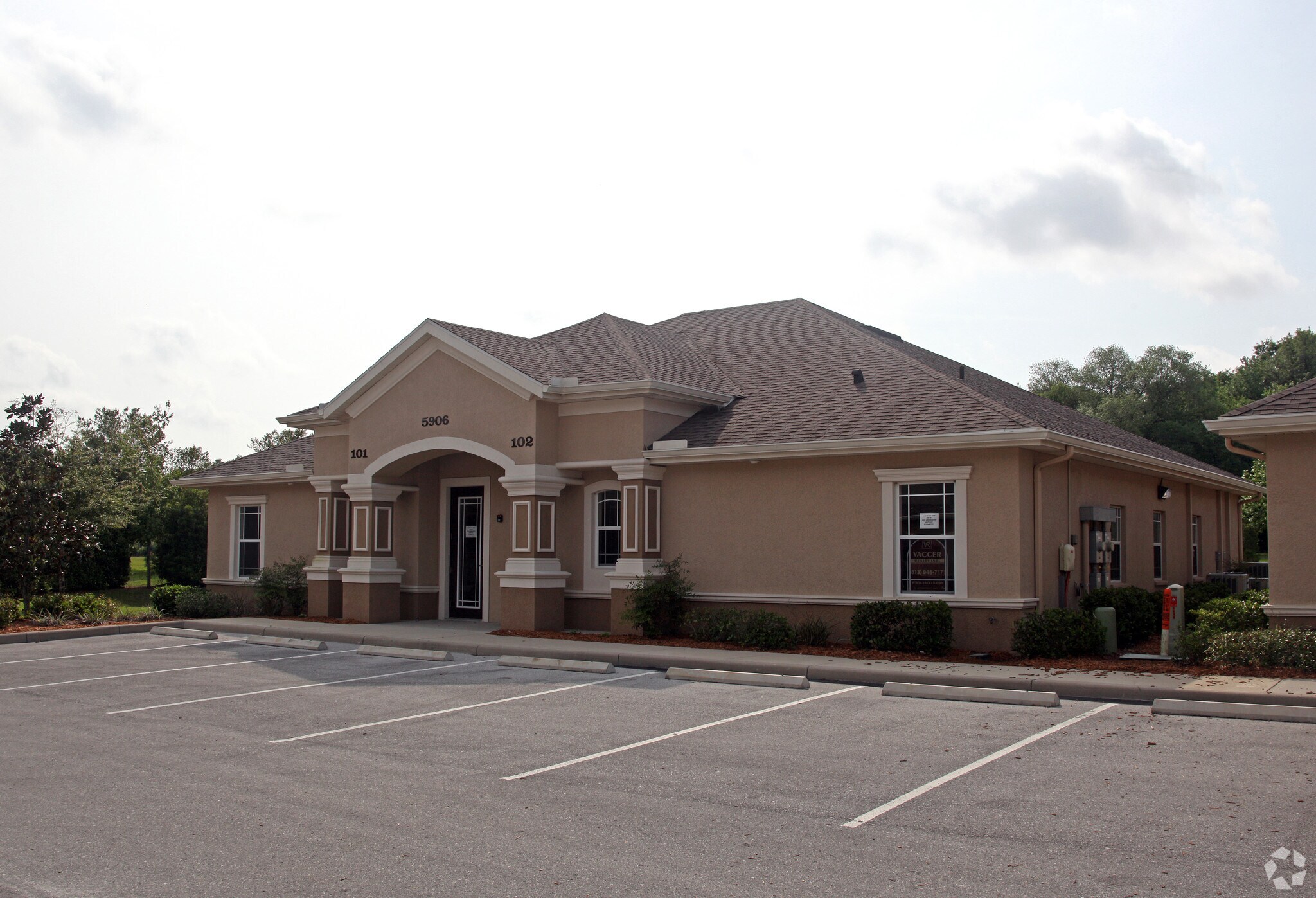 5906 Argerian Dr, Zephyrhills, FL 33545