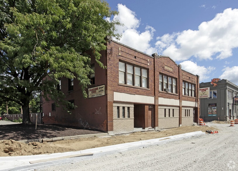 Cesar E Chavez Ave Portfolio portfolio of 3 properties for sale on LoopNet.com - Building Photo - Image 2 of 4