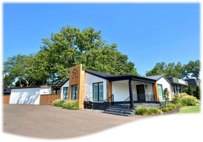 1053 Oakhaven Rd, Memphis, TN for sale - Building Photo - Image 1 of 4