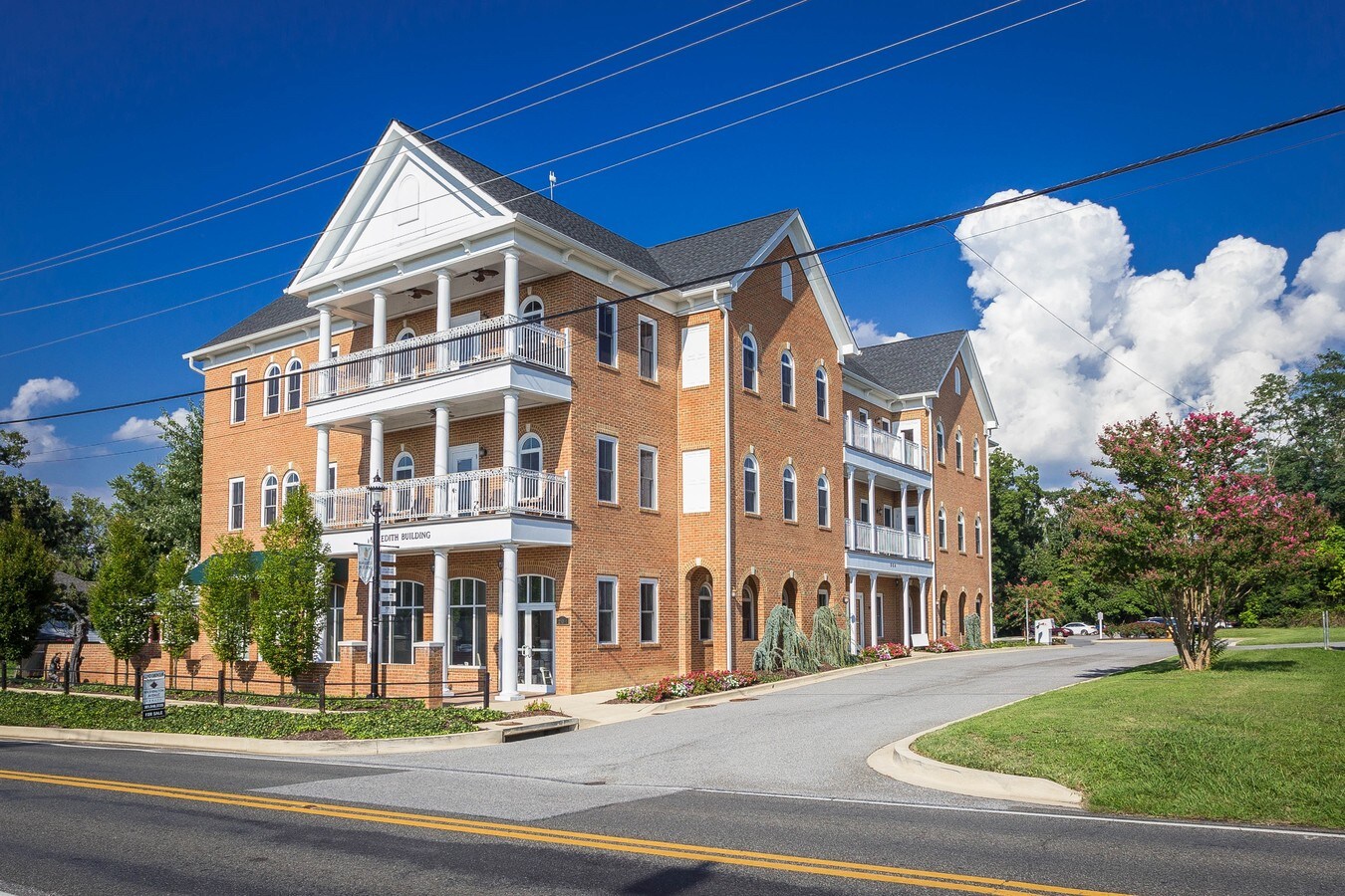 204 Washington Ave, La Plata, MD 20646