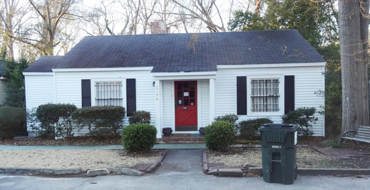 2198 Ingleside Ave, Macon, GA for sale Primary Photo- Image 1 of 1