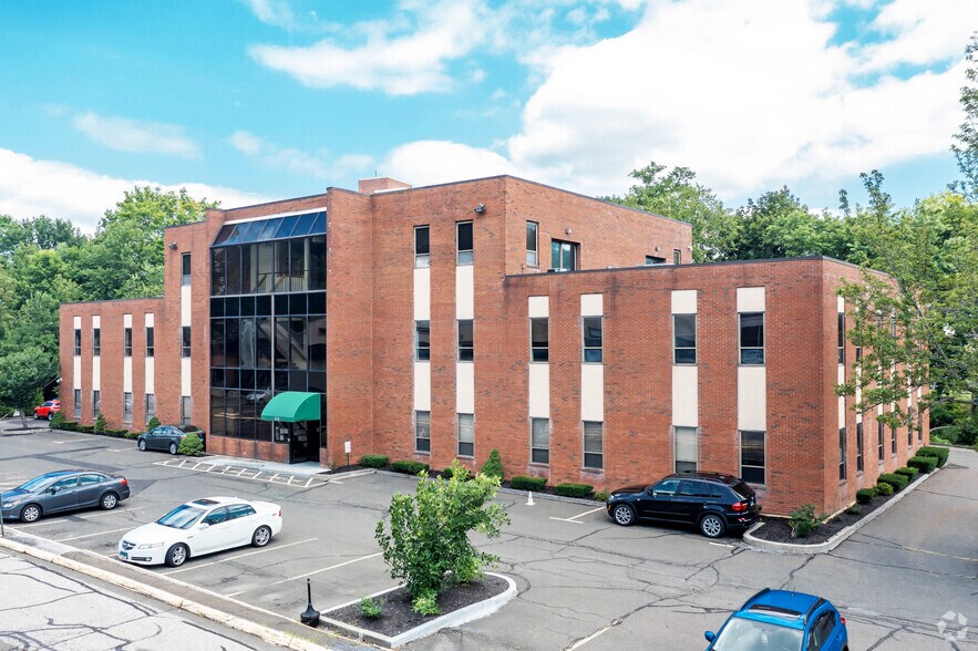 127-131 West St, Danbury, CT for sale - Primary Photo - Image 1 of 1