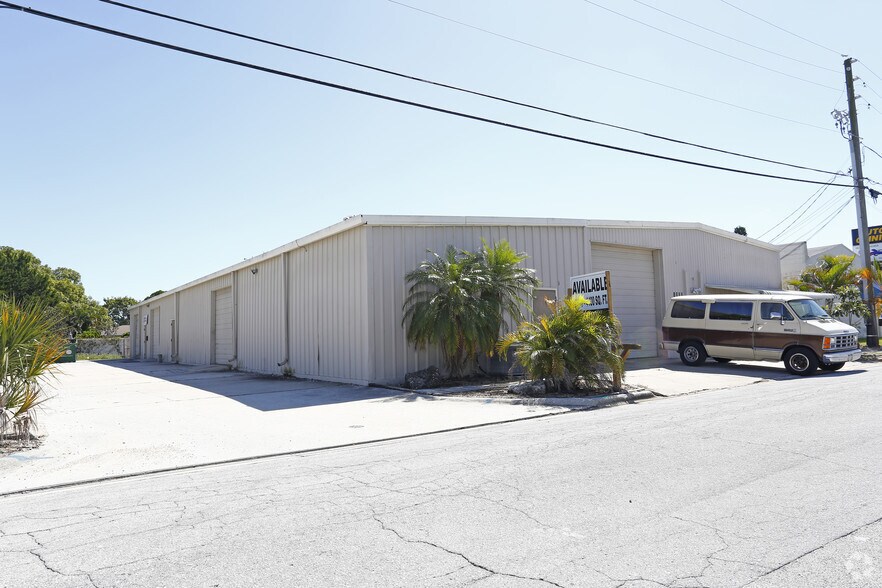 1227-1237 S Lincoln Ave, Clearwater, FL for sale - Primary Photo - Image 1 of 1