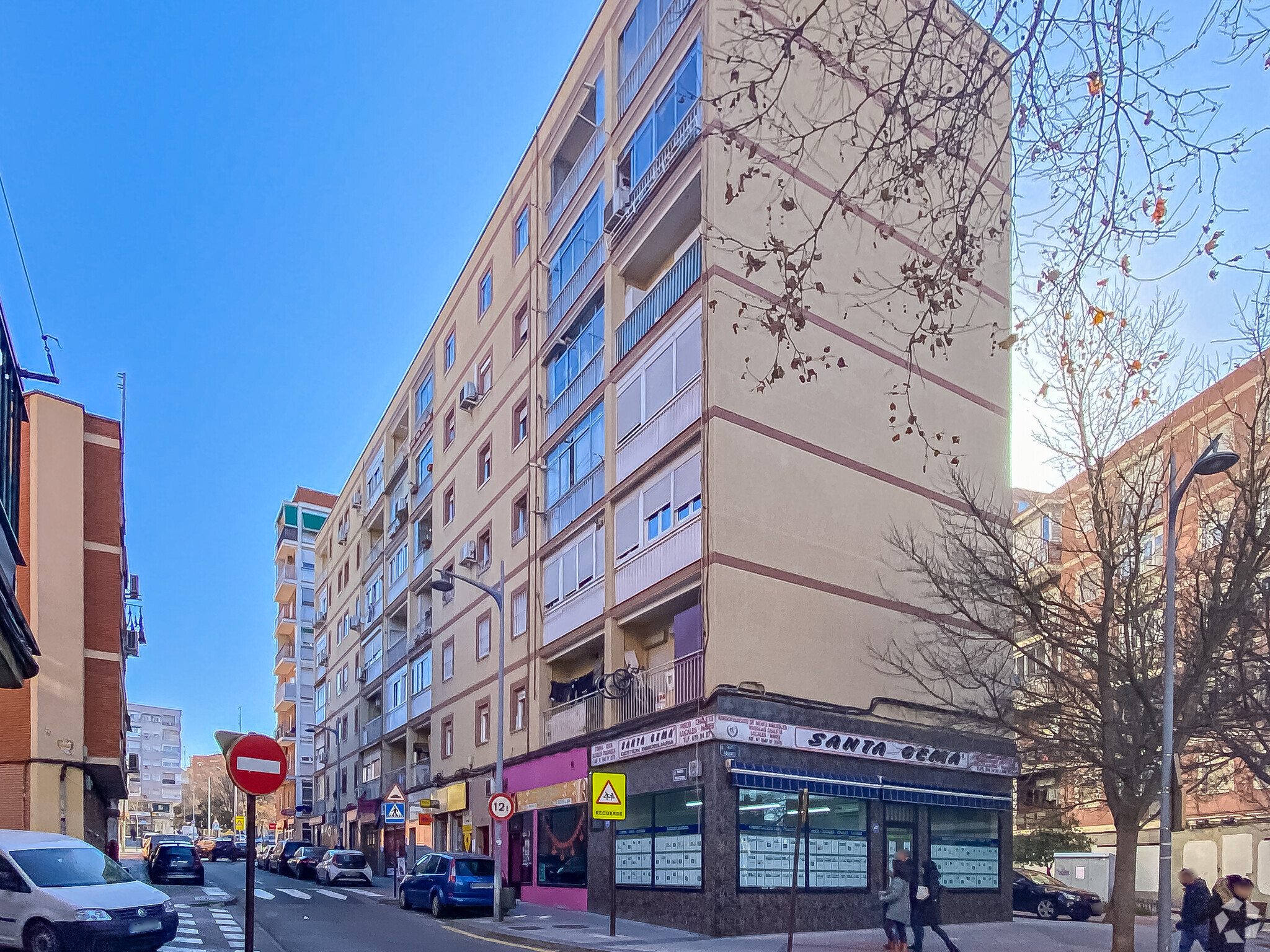 Multifamily in Alcorcón, MAD for sale Primary Photo- Image 1 of 2