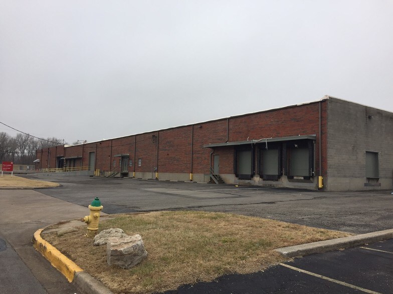 1232 Vernon St, North Kansas City, MO for lease - Building Photo - Image 1 of 4