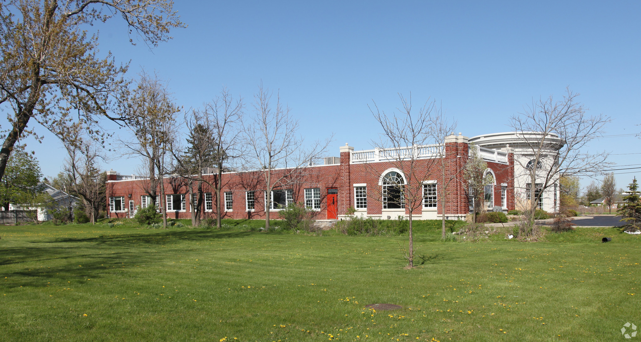 6580 Main St, Williamsville, NY for sale Primary Photo- Image 1 of 1