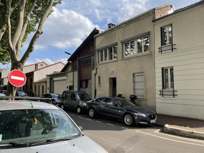 Industrial in Malakoff for sale - Building Photo - Image 3 of 13