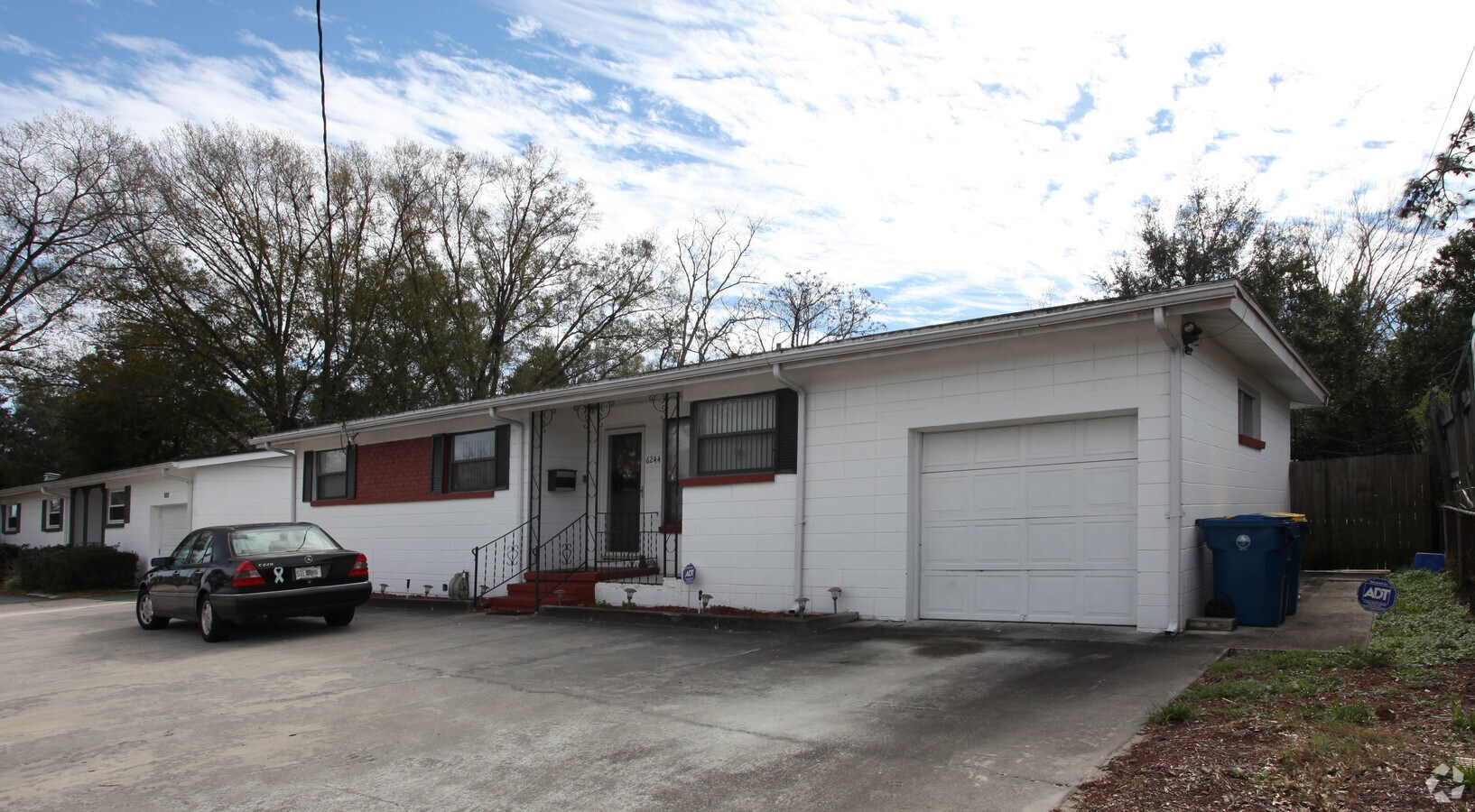 6244 Merrill Rd, Jacksonville, FL 32277