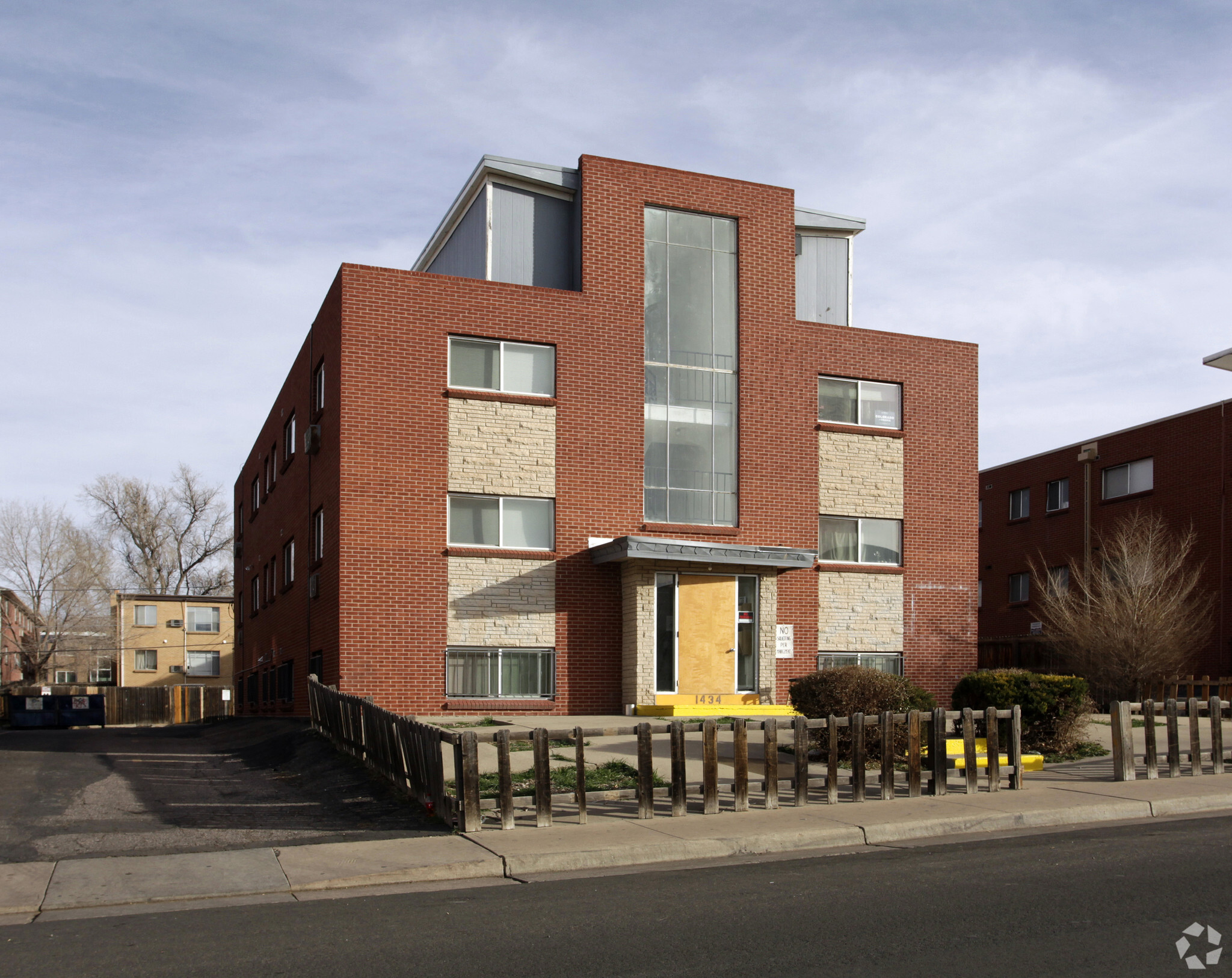 1434 Macon St, Aurora, CO for sale Primary Photo- Image 1 of 1