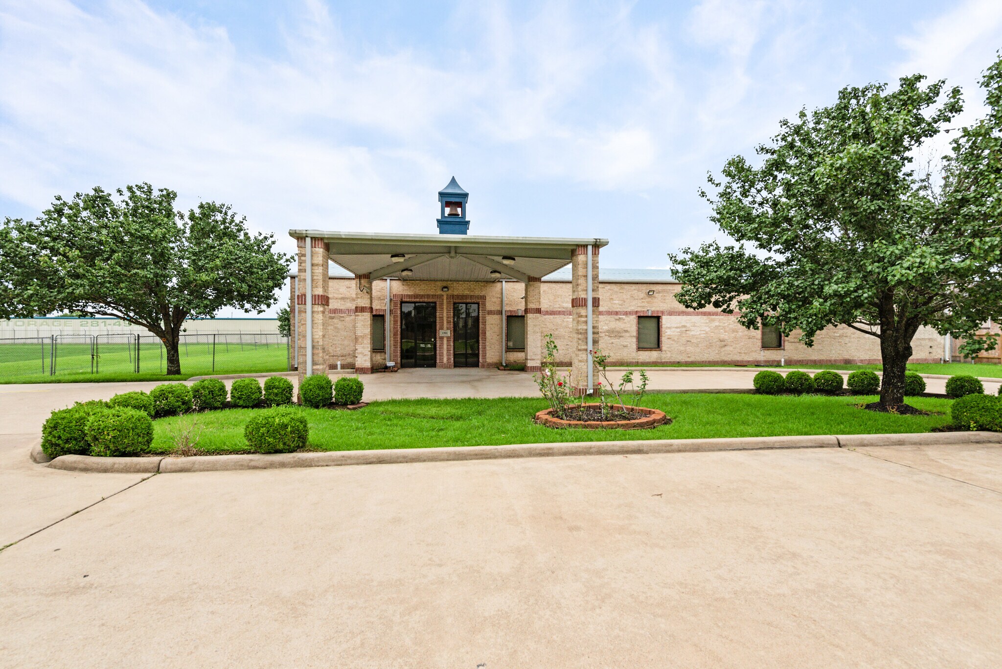 13511 Florence Rd, Sugar Land, TX for lease JBP-MLS-14- Image 4 of 24