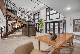 More details for 810 N Lilac Dr, Golden Valley, MN - Office for Lease