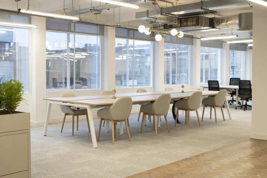 24-28 Oval Rd, London for lease - Interior Photo - Image 2 of 26