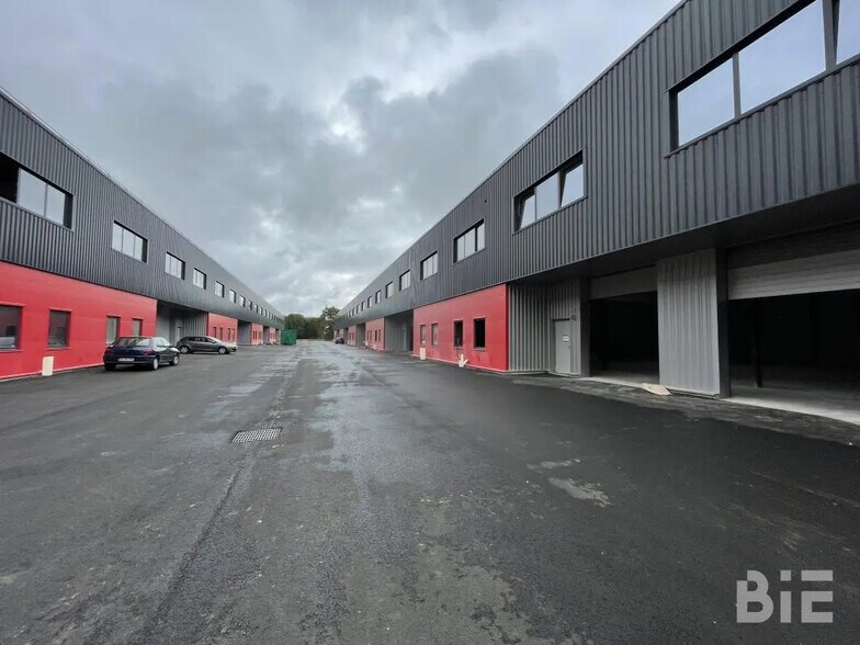 Flex in Tresses for lease - Building Photo - Image 1 of 4