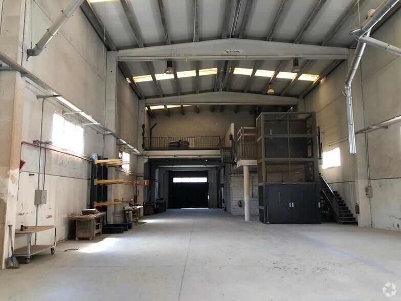 in Colmenar Viejo, Madrid for sale - Primary Photo - Image 1 of 1