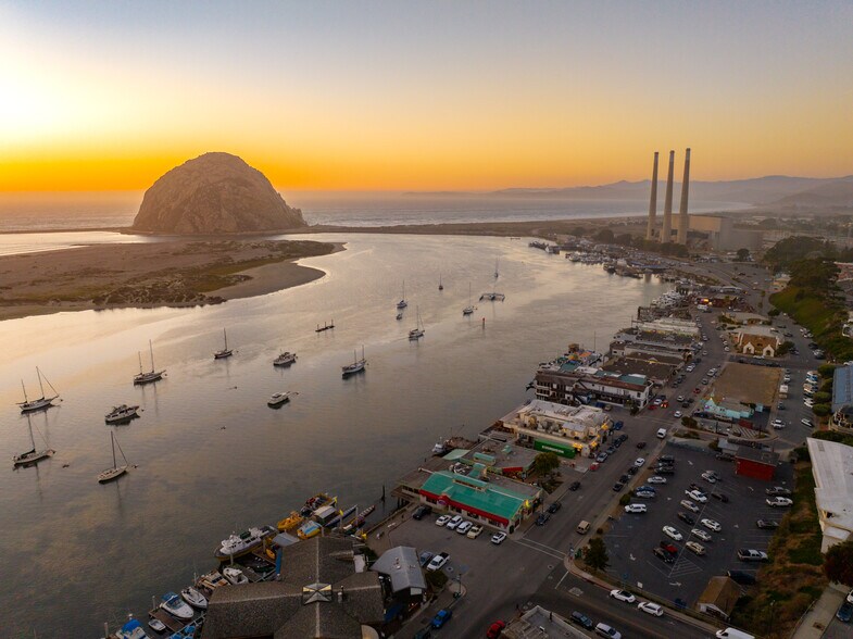 365 Surf St, Morro Bay, CA for sale - Primary Photo - Image 1 of 1
