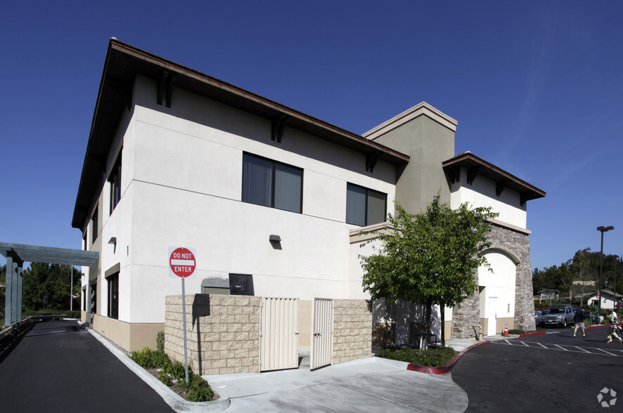 3231-3263 Rancho Santa Fe Rd, Carlsbad, CA for lease - Building Photo - Image 3 of 6