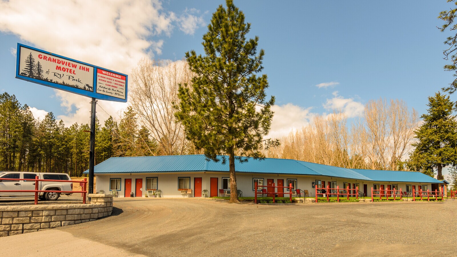 978 Highway 395 N, Kettle Falls, WA 99141