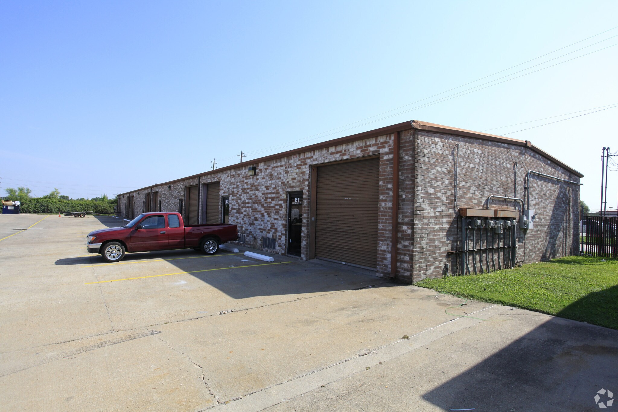 4301 Uptown Dr, Houston, TX for sale Primary Photo- Image 1 of 1