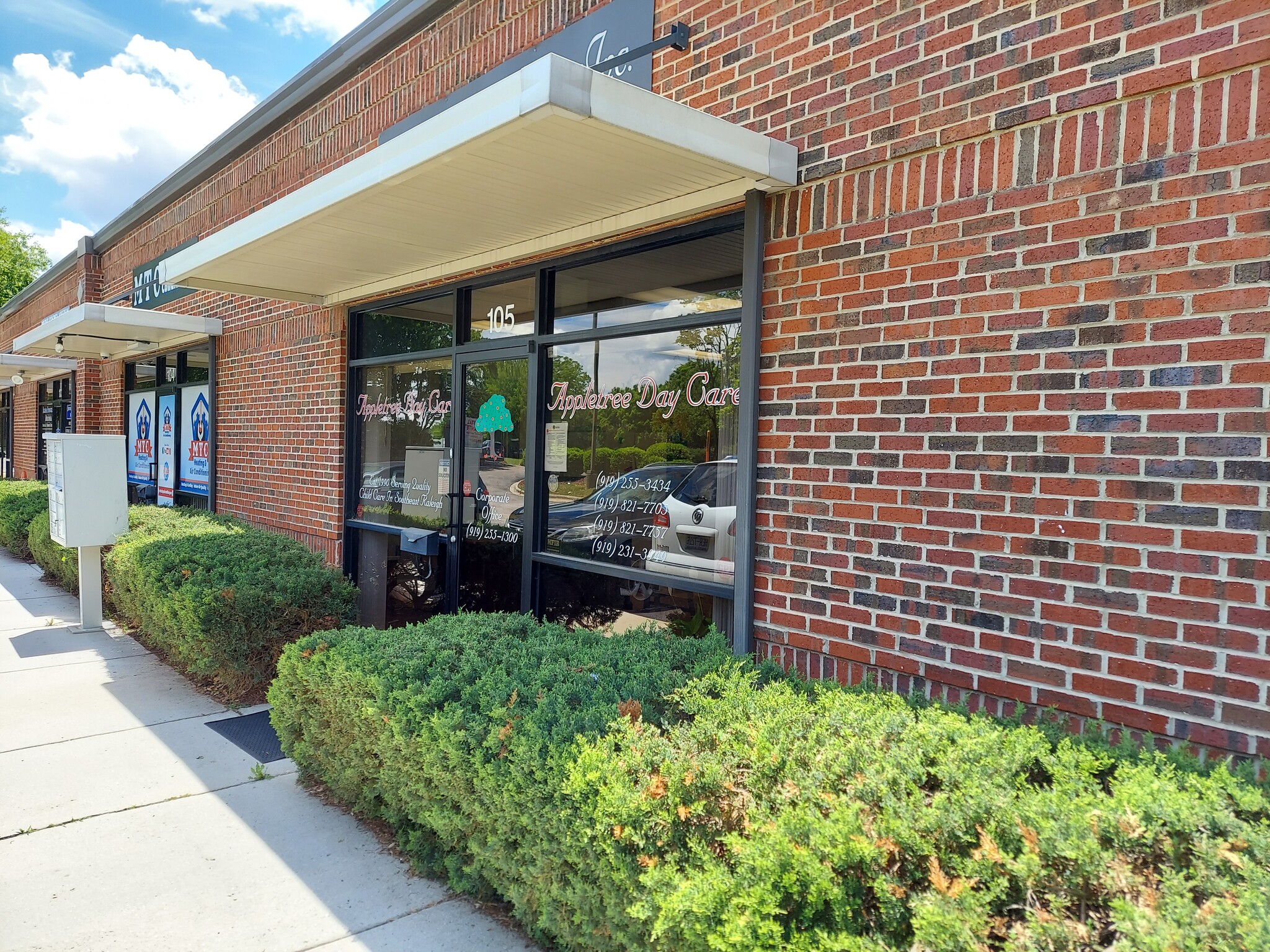 500 New Hope Rd, Raleigh, NC 27610 - New Hope Commercial Center | LoopNet