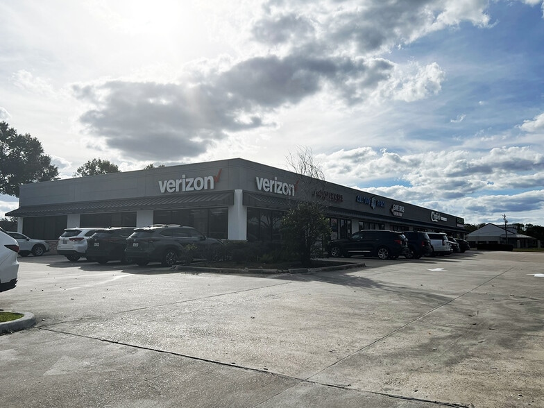 8610 Spencer Hwy, La Porte, TX for lease - Building Photo - Image 3 of 7