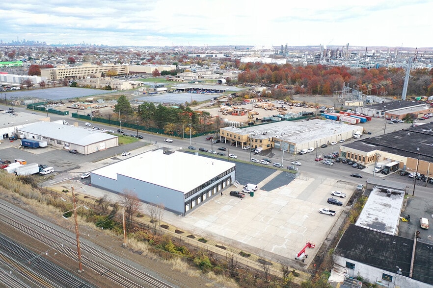 1401 E Linden Ave, Linden, NJ for lease - Building Photo - Image 2 of 6