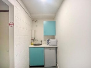 72 Station Rd, Liss for sale Interior Photo- Image 2 of 3