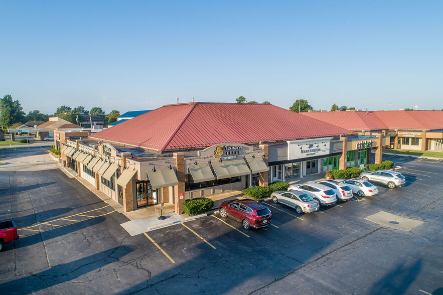 1550-1570 E Battlefield St, Springfield, MO for lease - Building Photo - Image 1 of 5