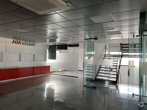 Office in Fuenlabrada, MAD for lease Interior Photo- Image 1 of 6