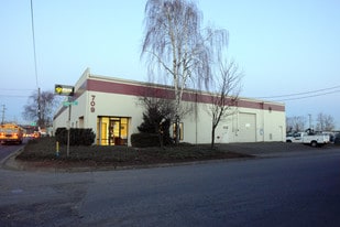 709 N Columbia Blvd, Portland OR - Warehouse