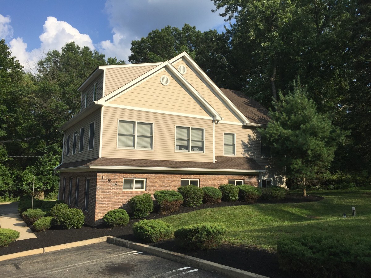 192 Riva Ave, Milltown, NJ 08850