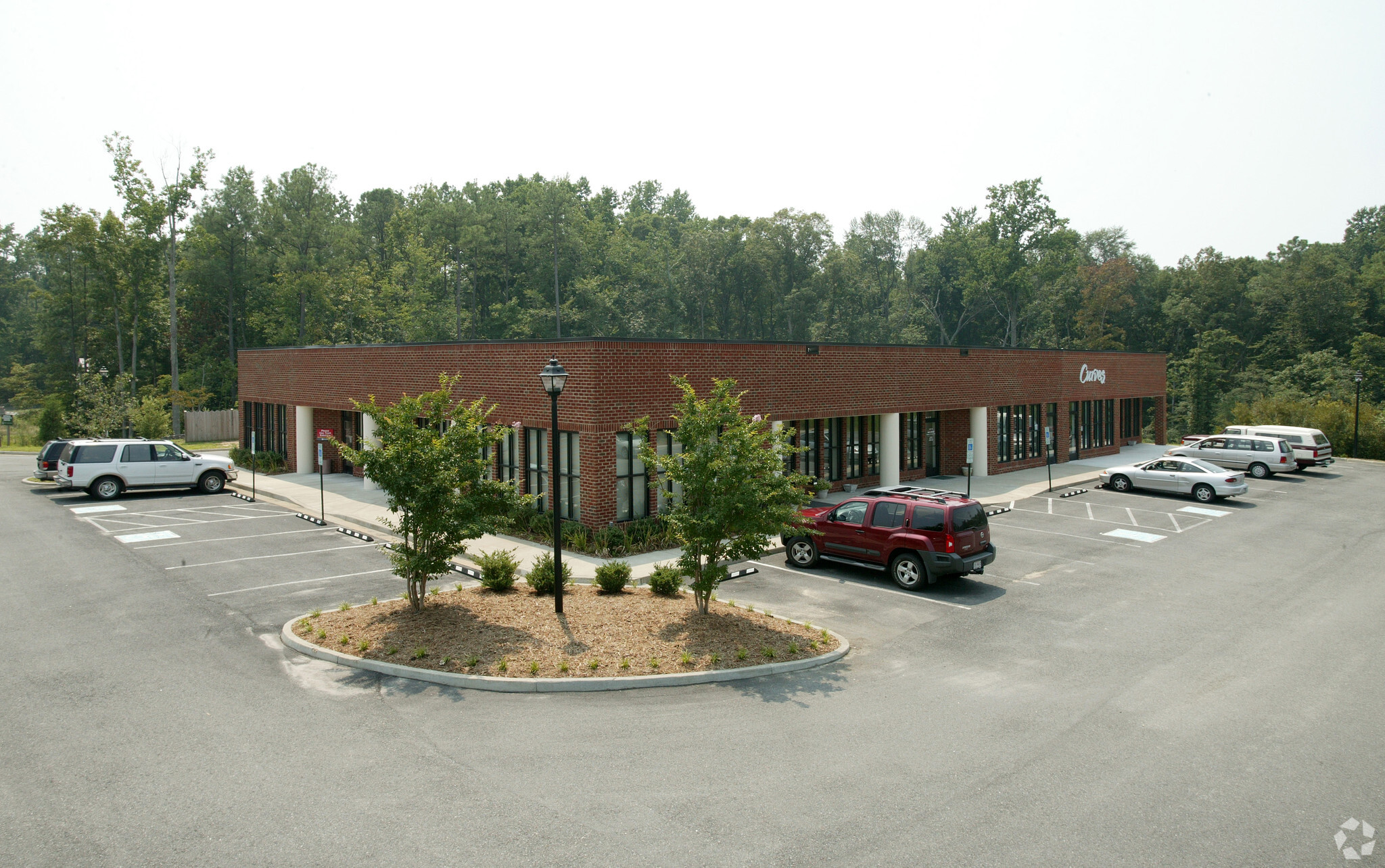 3991 E Williamsburg Rd, Sandston, VA for lease Primary Photo- Image 1 of 3