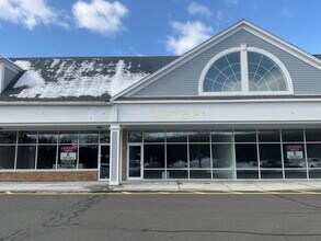228 S Main St, Newtown, CT for lease Building Photo- Image 1 of 1