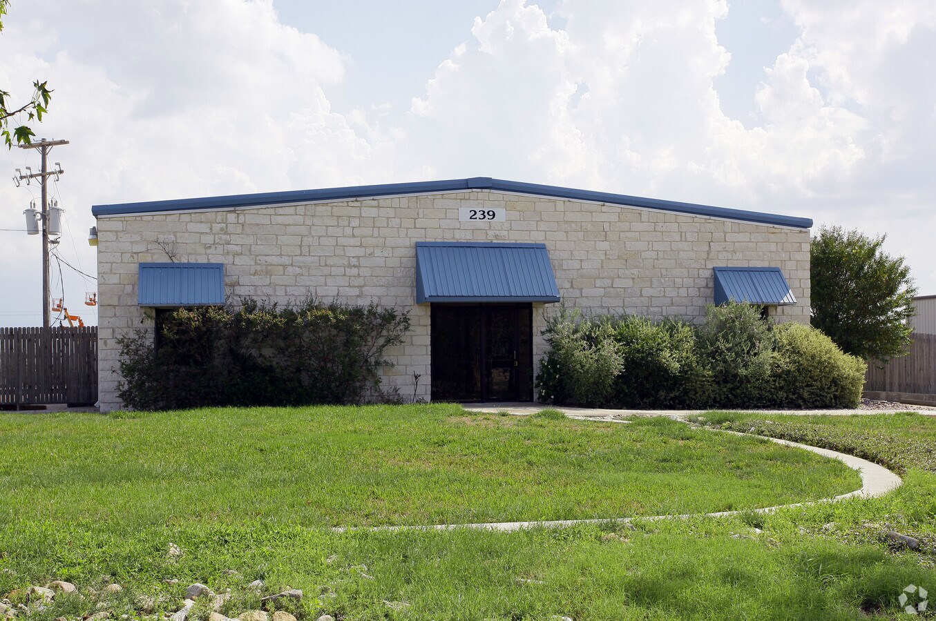 239 Commercial Dr, Buda, TX 78610 Property Record