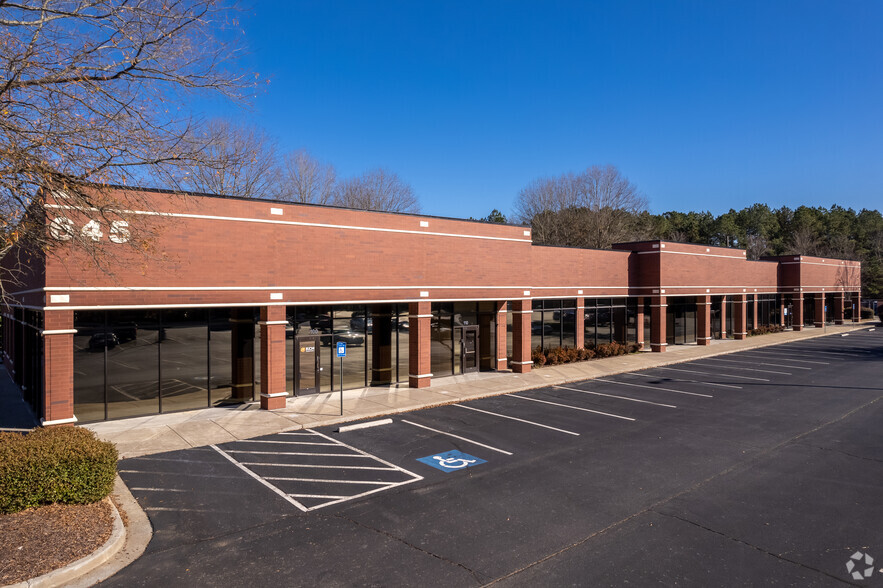 645 Molly Ln, Woodstock, GA 30189 - Office for Lease | LoopNet