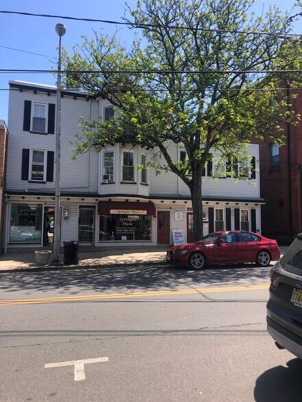 44 Main St, Flemington, NJ for lease - Building Photo - Image 2 of 5
