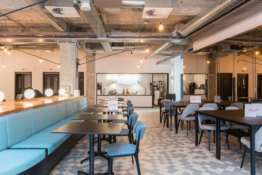 256-260 Old St, London for lease - Building Photo - Image 2 of 15