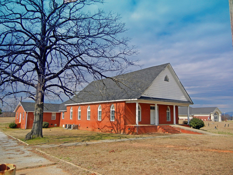 901 Saint Mark Rd, Taylors, SC for sale - Primary Photo - Image 1 of 1