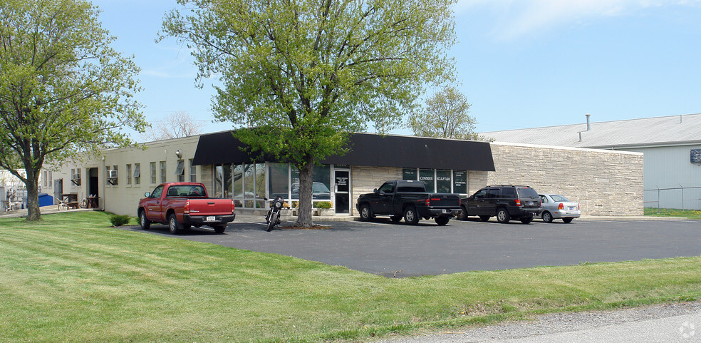 6800 E 32nd St, Indianapolis, IN for sale - Building Photo - Image 3 of 10