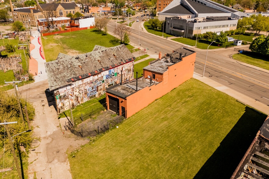 6349 Grand River Ave, Detroit, MI for sale - Building Photo - Image 2 of 10
