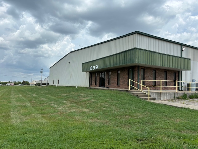 899 Industrial Dr, Lewisburg, TN for lease - Primary Photo - Image 1 of 13