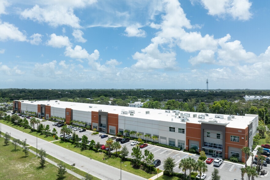 100 ALDI Way, Wellington, FL for sale - Primary Photo - Image 1 of 1