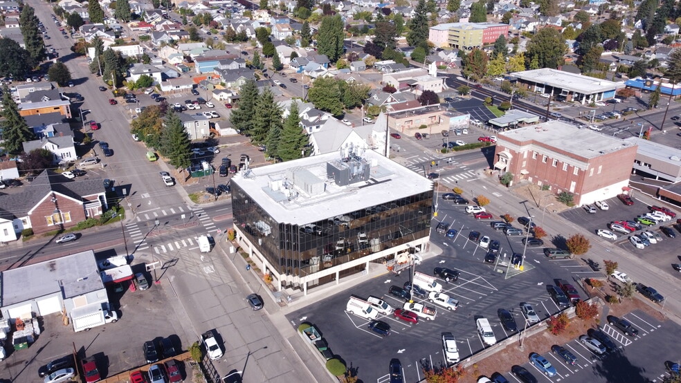 400 Warren Ave, Bremerton, WA for sale - Building Photo - Image 3 of 8