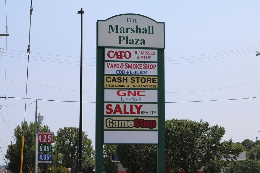 1711 N East End Blvd, Marshall, TX for lease - Building Photo - Image 3 of 9