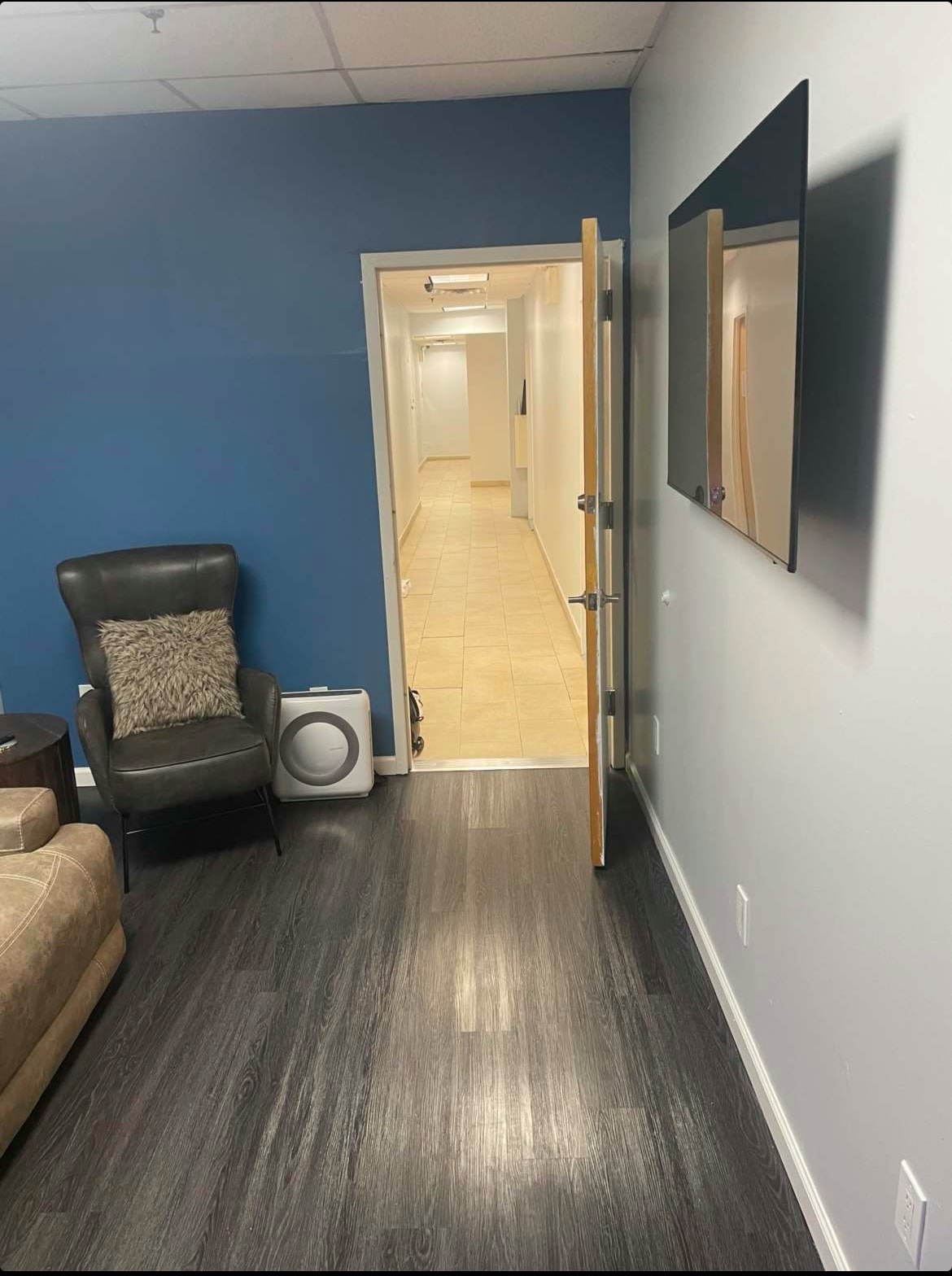 30-97 Steinway St, Astoria, NY for lease Interior Photo- Image 1 of 14